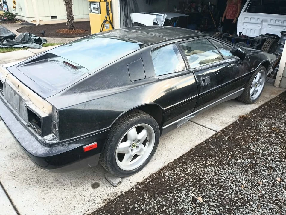 1989 Lotus Esprit X180 - Image 2 of 10