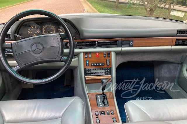 1989 Mercedes-Benz W126 S-Class Sedan - Image 3 of 10