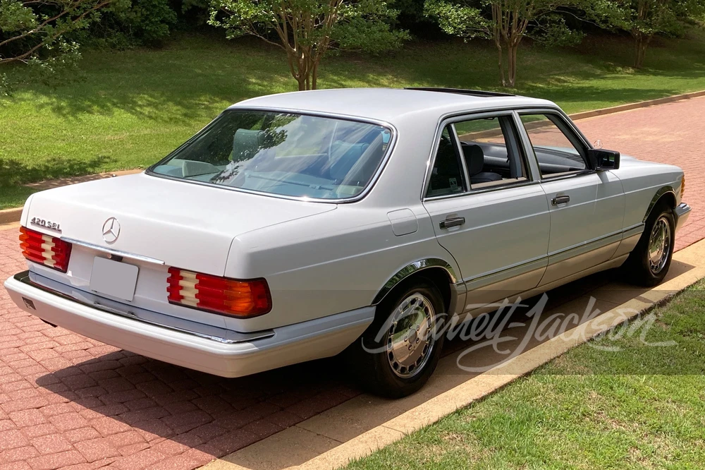 1989 Mercedes-Benz W126 S-Class Sedan - Image 9 of 10