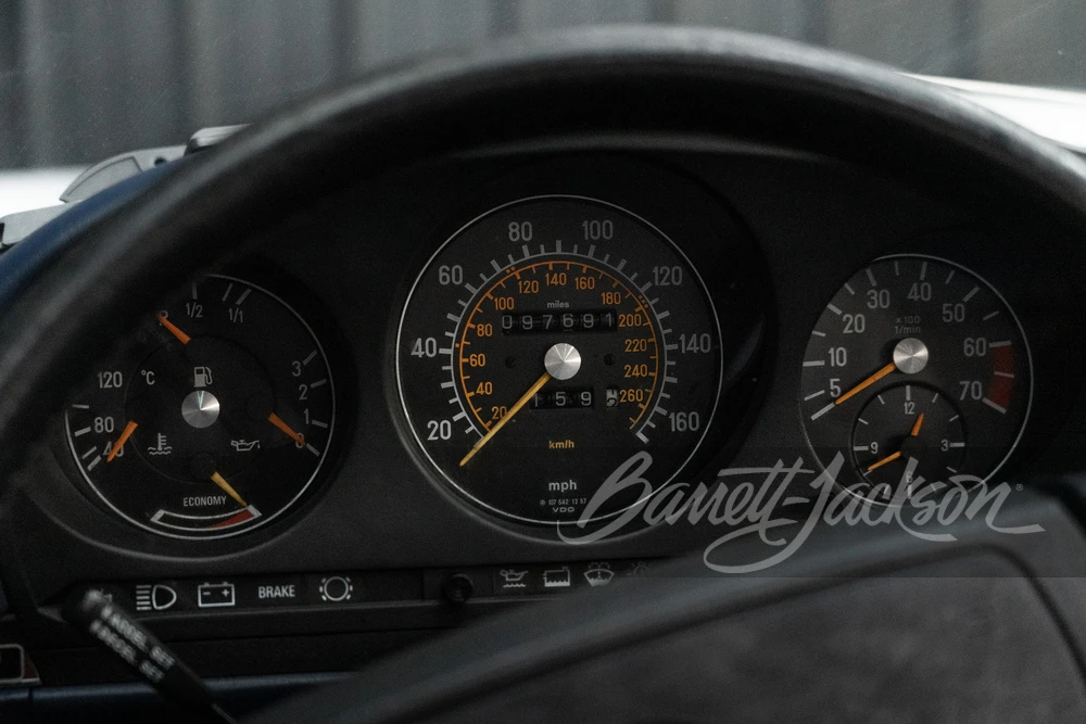 1989 Mercedes-Benz R107 SL-Class - Image 10 of 30