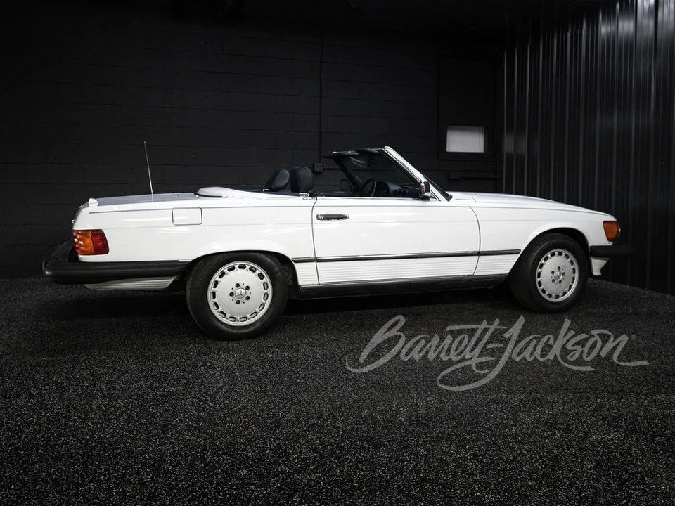 1989 Mercedes-Benz R107 SL-Class - Image 2 of 30