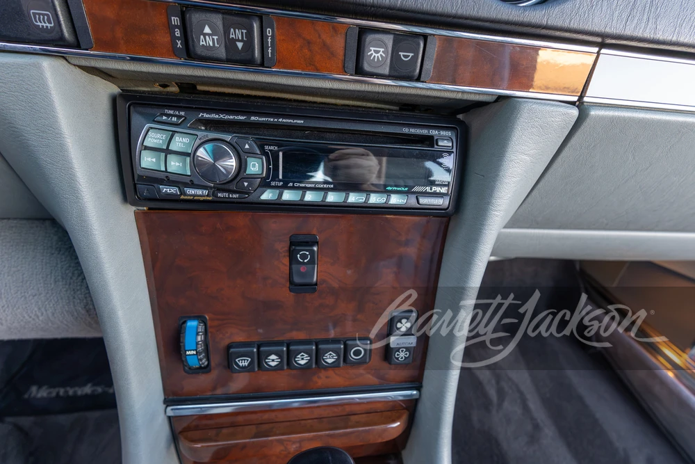 1989 Mercedes-Benz R107 SL-Class - Image 15 of 31
