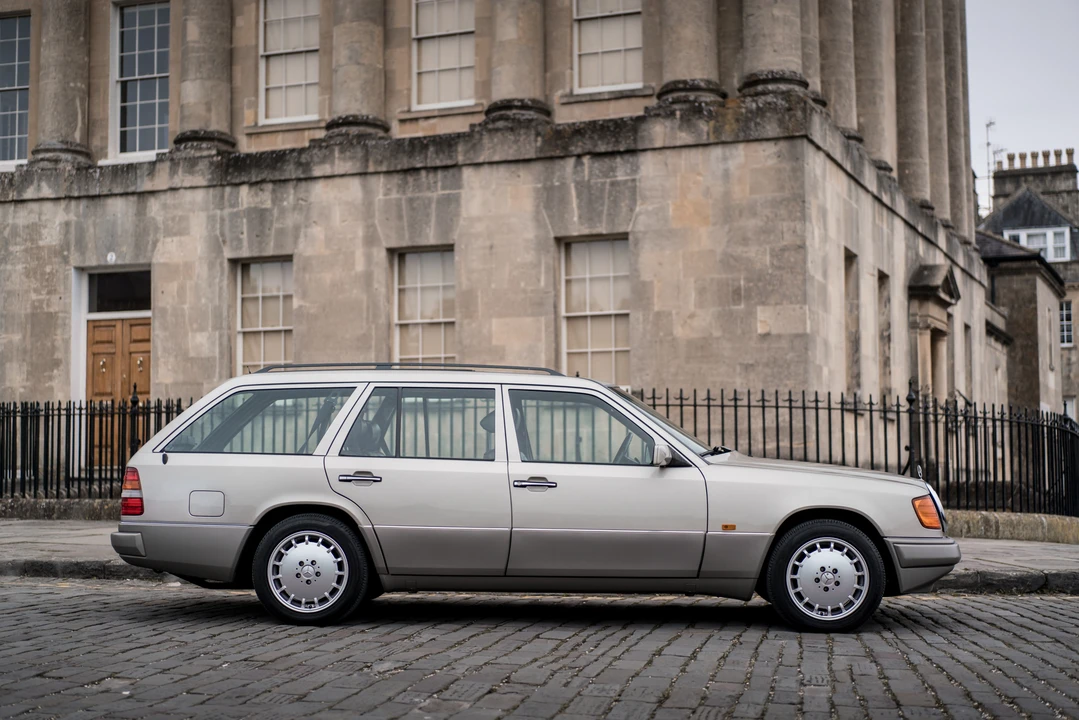 1989 Mercedes-Benz W124 E-Class - Image 22 of 31
