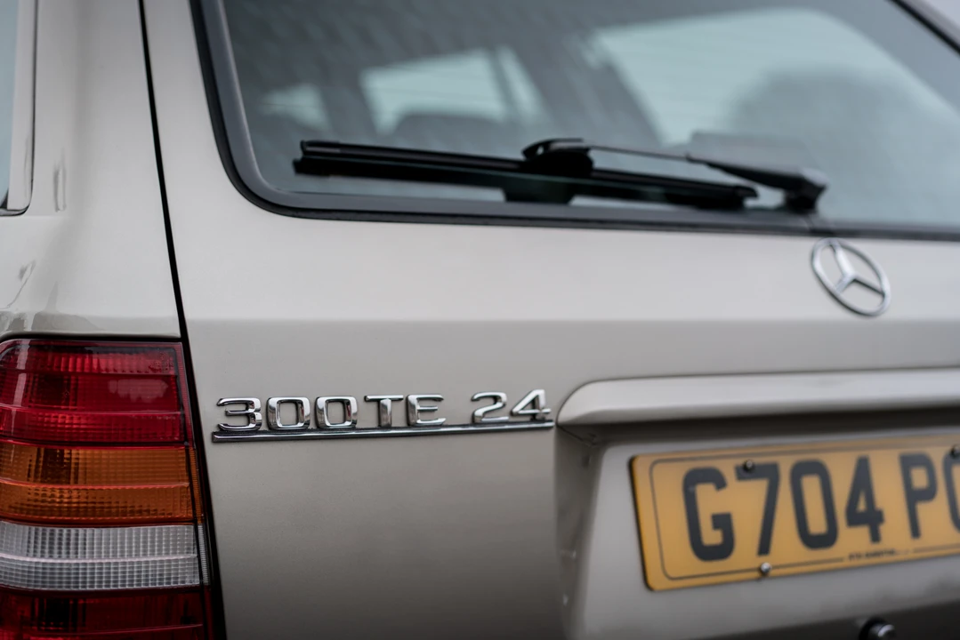 1989 Mercedes-Benz W124 E-Class - Image 26 of 31