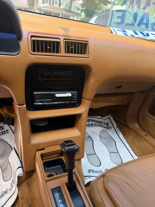1989 Maserati Biturbo & 222 - Image 9 of 10