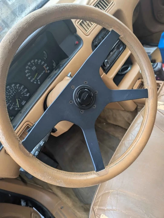 1989 Maserati Biturbo & 222 - Image 2 of 4