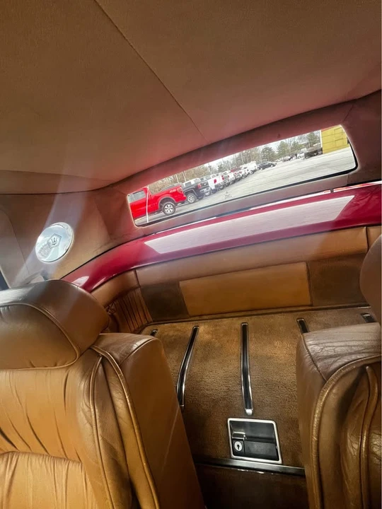 1989 Maserati Biturbo & 222 - Image 9 of 10