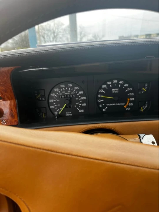 1989 Maserati Biturbo & 222 - Image 7 of 10