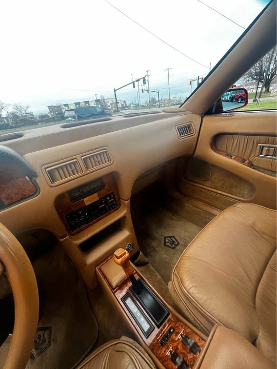 1989 Maserati Biturbo & 222 - Image 10 of 10