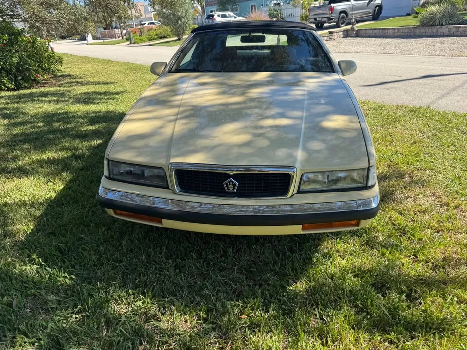 1989 Maserati Biturbo & 222 - Image 2 of 14