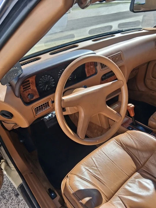 1989 Maserati 222 - Image 2 of 4