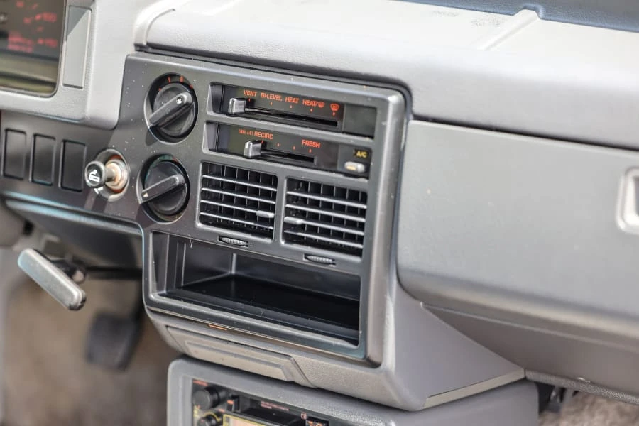 1989 Mazda B Series 4th Gen - Image 22 of 31