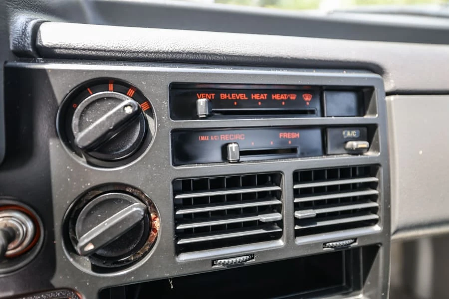 1989 Mazda B Series 4th Gen - Image 24 of 31