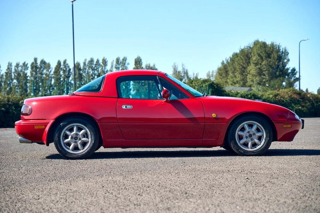 1989 Mazda NA MX-5 Miata - Image 28 of 30