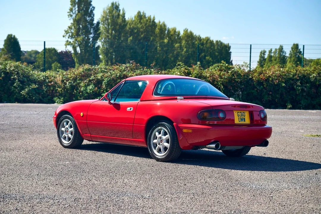 1989 Mazda NA MX-5 Miata - Image 17 of 30