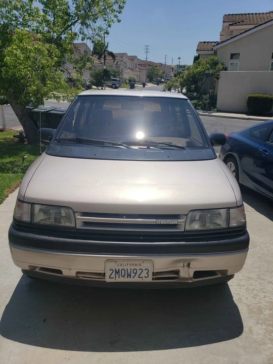 1989 Mazda MPV 1st Gen - Image 2 of 10
