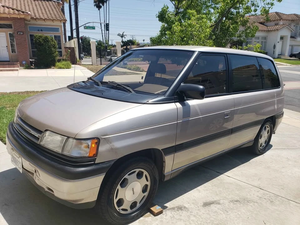 1989 Mazda MPV 1st Gen - Image 3 of 10