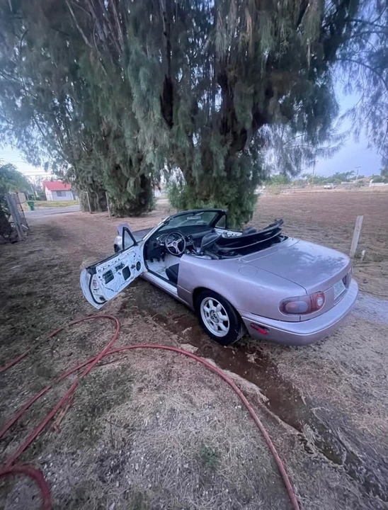 1989 Mazda NA MX-5 Miata - Image 2 of 9