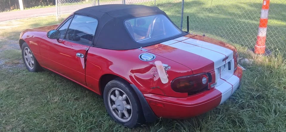 1989 Mazda NA MX-5 Miata - Image 4 of 8