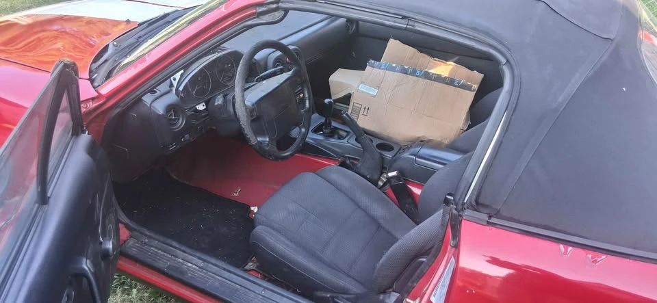 1989 Mazda NA MX-5 Miata - Image 7 of 8