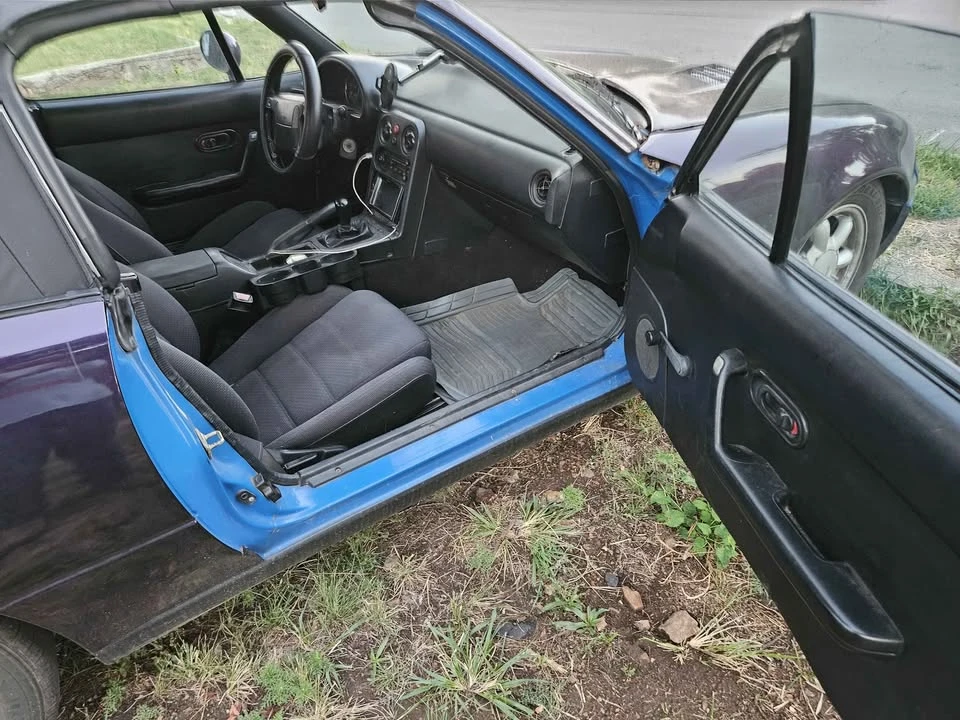 1989 Mazda NA MX-5 Miata - Image 6 of 9