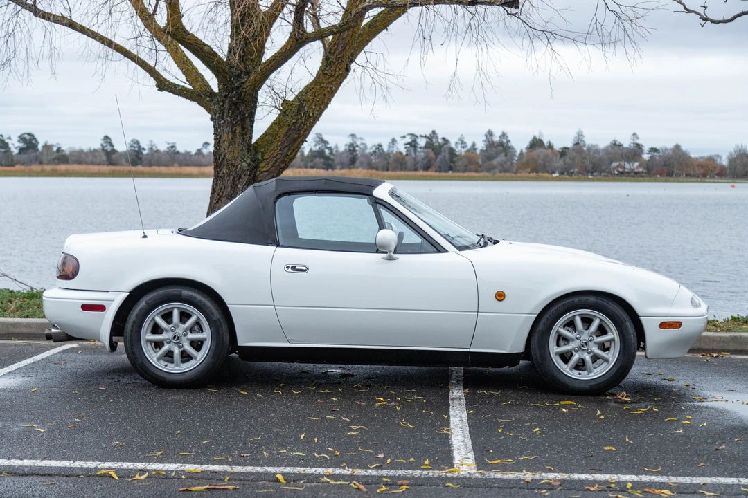 1989 Mazda NA MX-5 Miata - Image 11 of 31