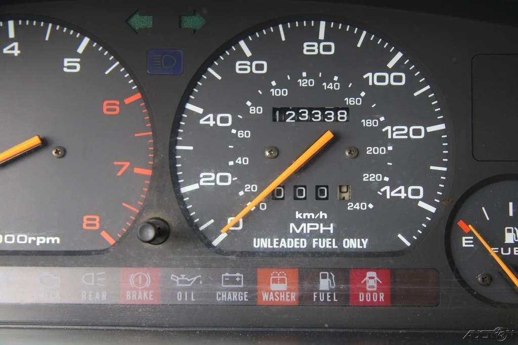 1989 Mazda MX-6 1st Gen - Image 17 of 21