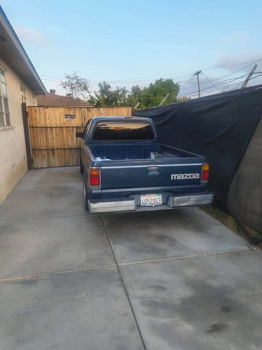 1989 Mazda B Series 4th Gen - Image 2 of 10