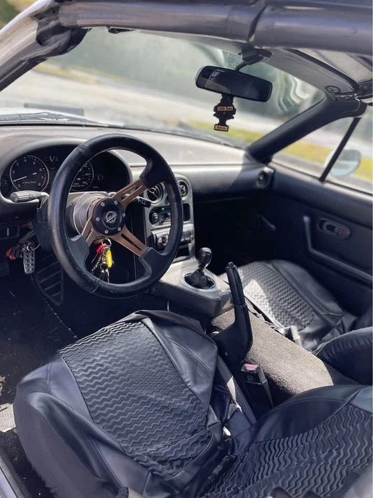1989 Mazda NA MX-5 Miata - Image 10 of 14
