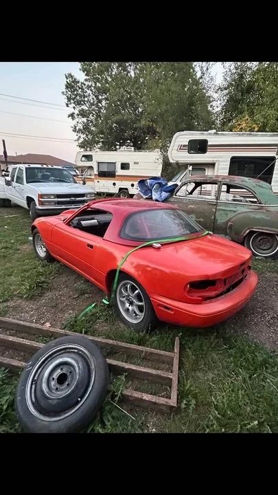 1989 Mazda NA MX-5 Miata - Image 4 of 9