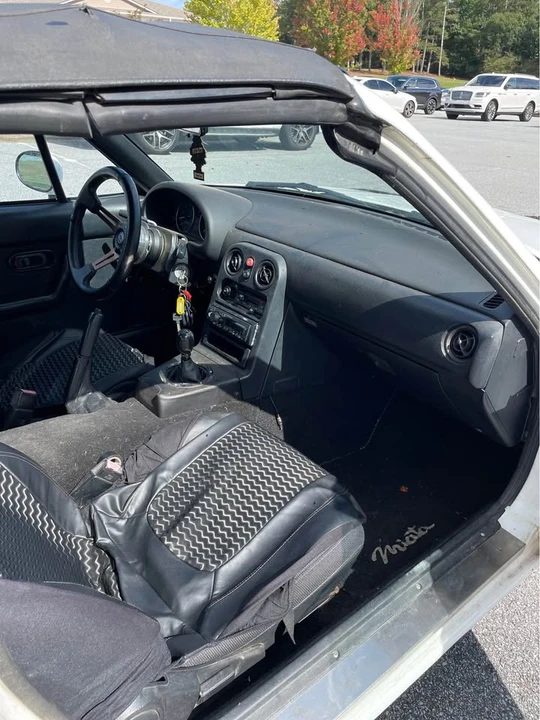 1989 Mazda NA MX-5 Miata - Image 12 of 18