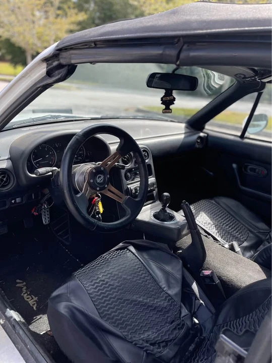 1989 Mazda NA MX-5 Miata - Image 10 of 18