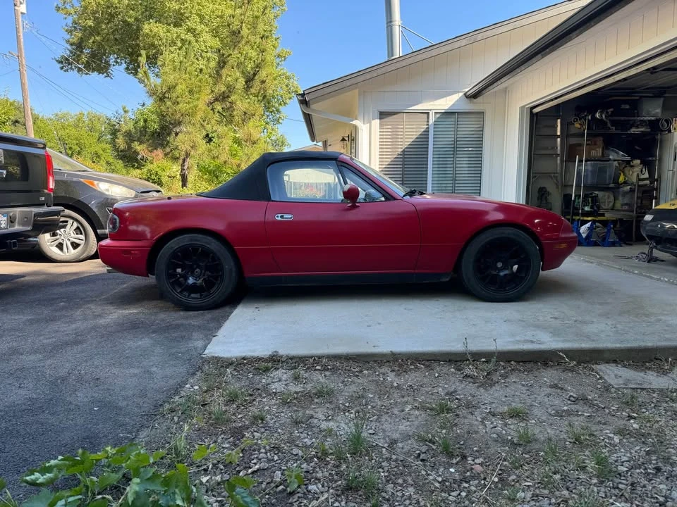 1989 Mazda NA MX-5 Miata - Image 2 of 4