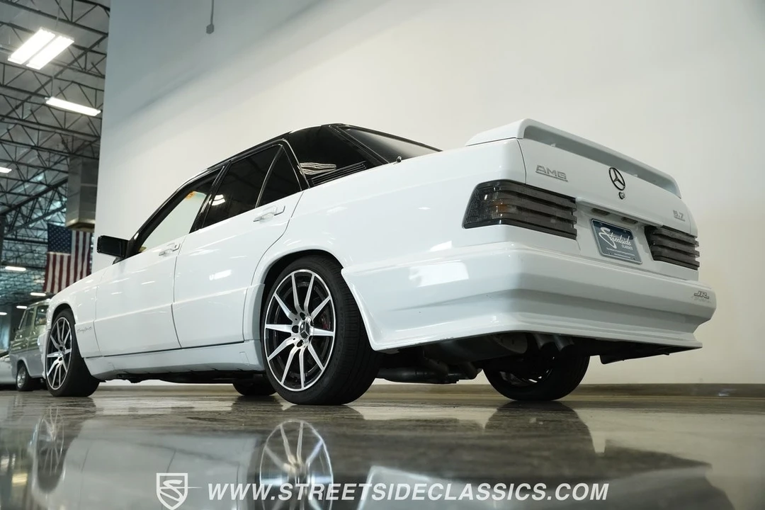 1989 Mercedes-Benz 190E - Image 11 of 12