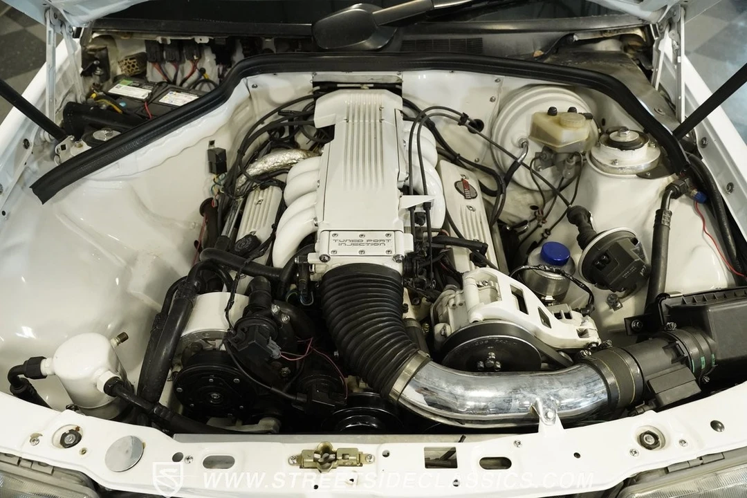 1989 Mercedes-Benz 190E - Image 5 of 12