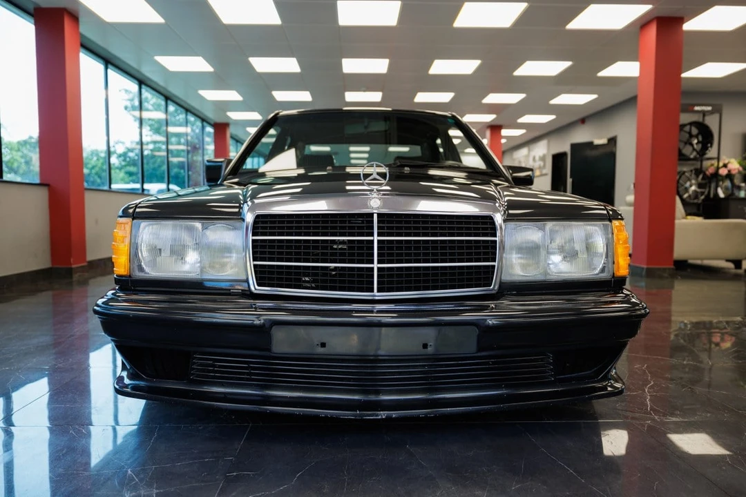 1989 Mercedes-Benz 190E 2.3-16 & 2.5-16 - Image 11 of 30