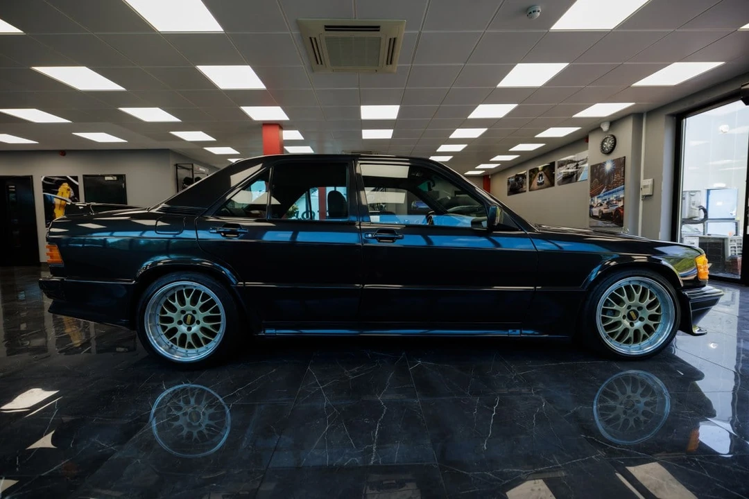 1989 Mercedes-Benz 190E 2.3-16 & 2.5-16 - Image 14 of 30