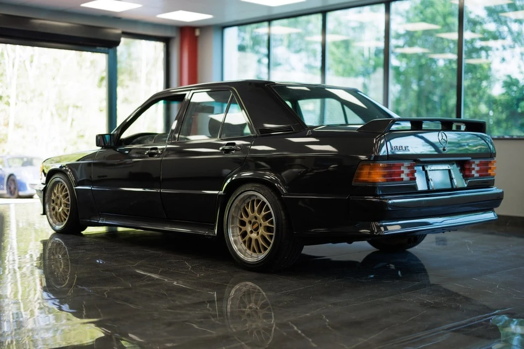 1989 Mercedes-Benz 190E 2.3-16 & 2.5-16 - Image 7 of 30