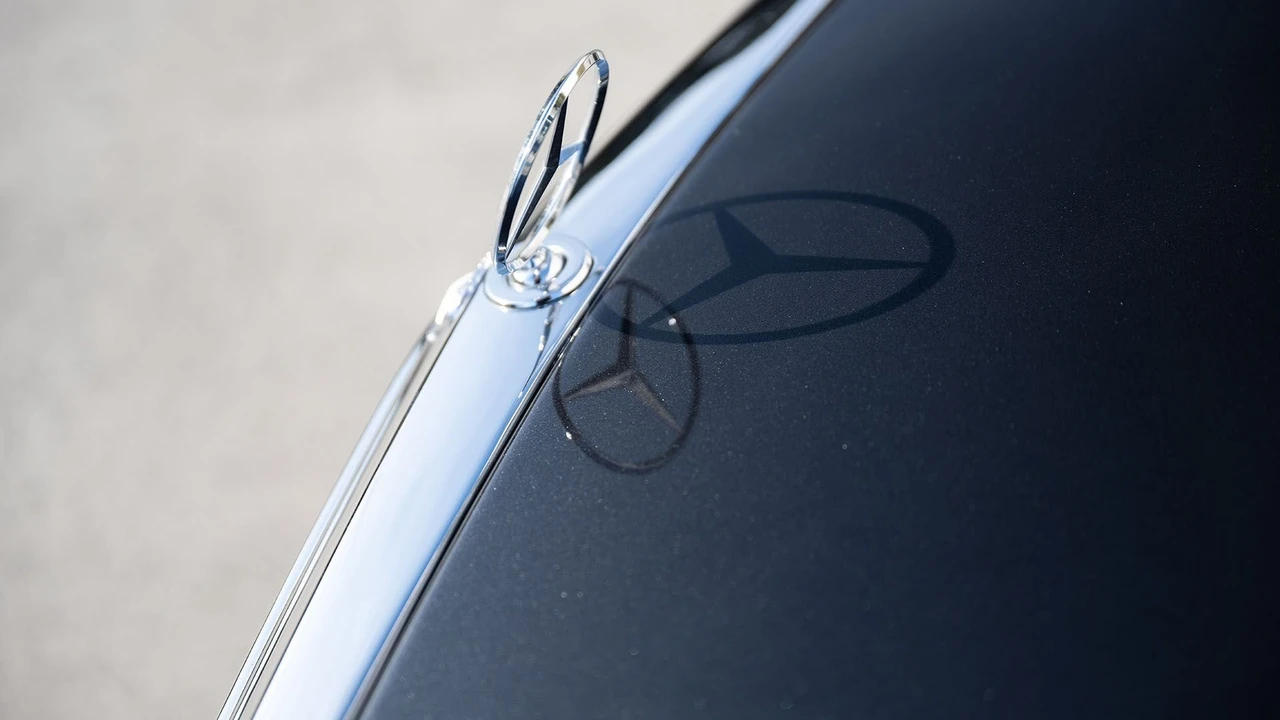 1989 Mercedes-Benz 190E 2.5-16 Evolution - Image 12 of 31