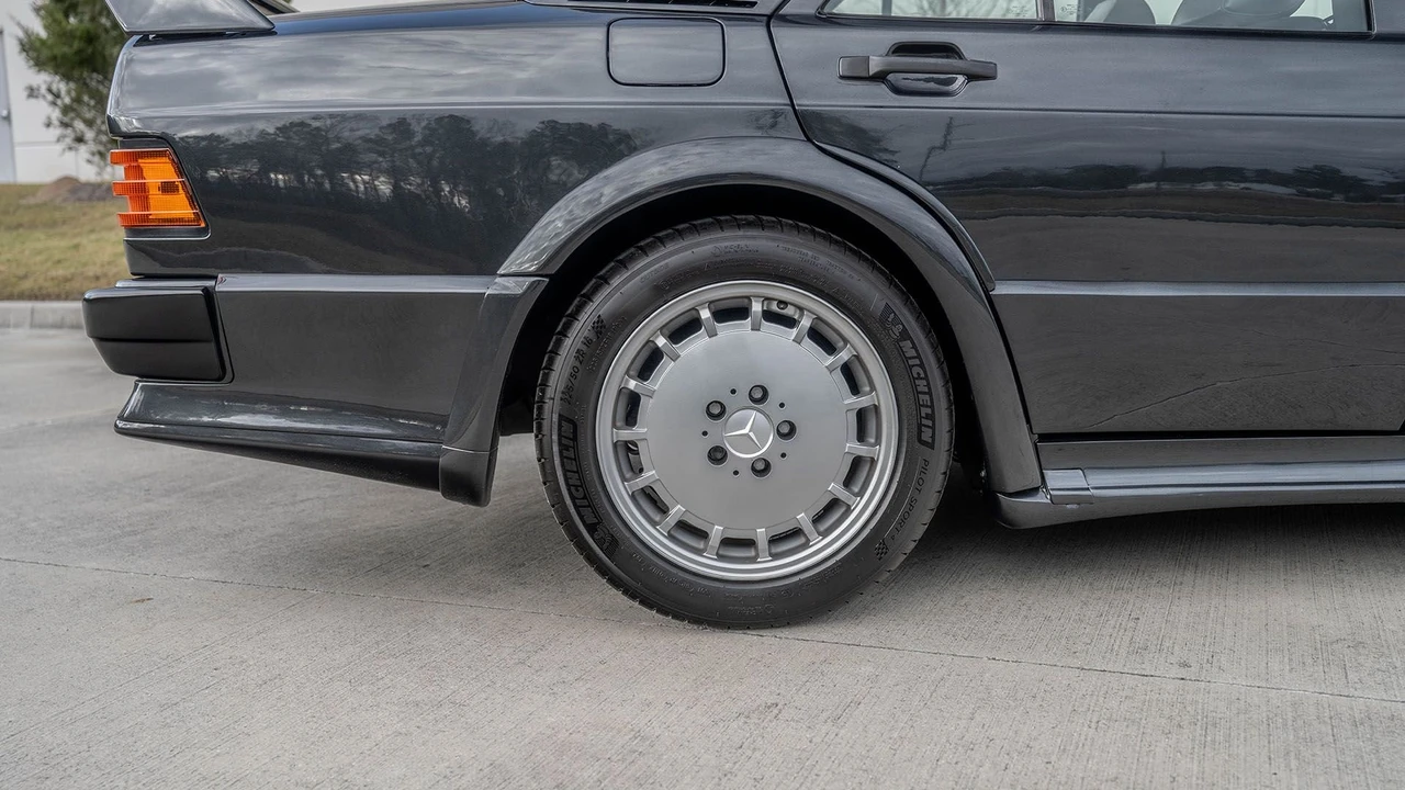 1989 Mercedes-Benz 190E 2.5-16 Evolution - Image 21 of 31