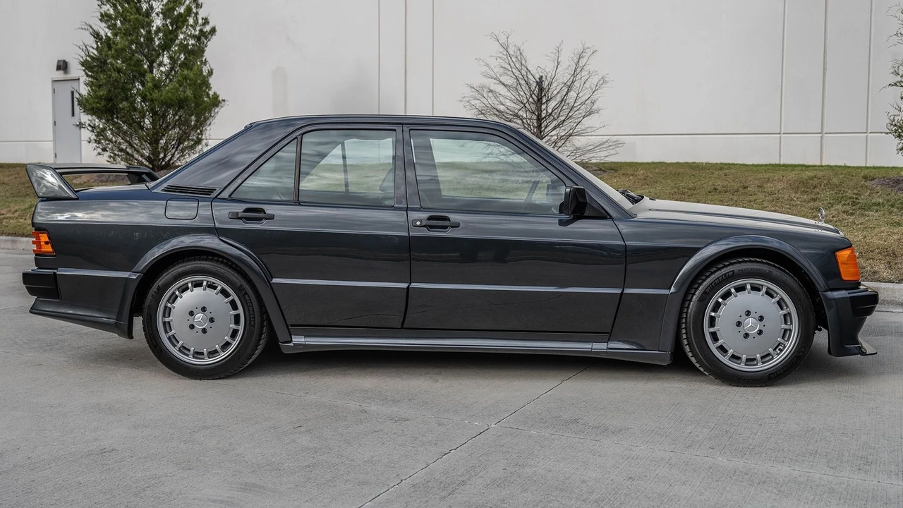 1989 Mercedes-Benz 190E 2.5-16 Evolution - Image 8 of 31