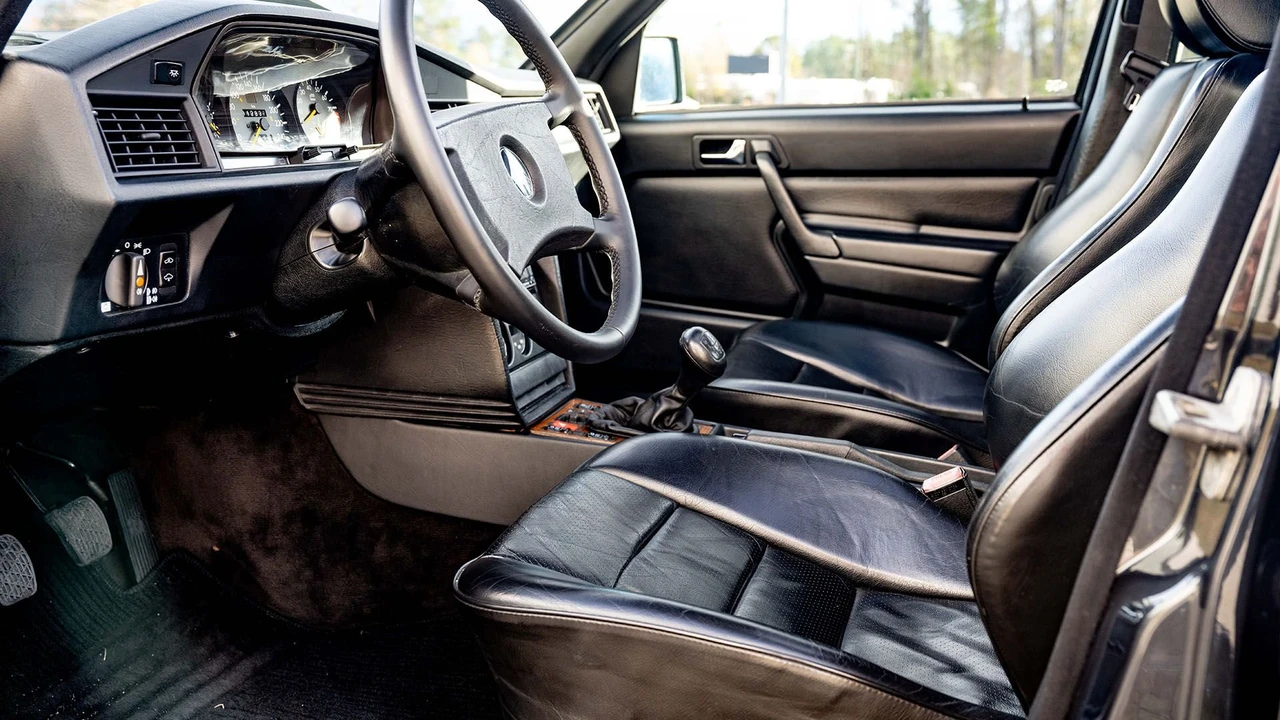 1989 Mercedes-Benz 190E 2.5-16 Evolution - Image 30 of 31