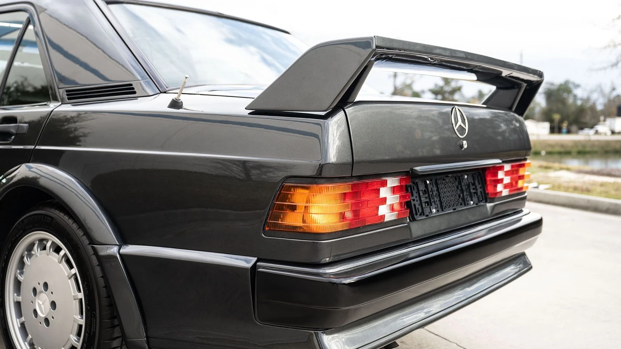 1989 Mercedes-Benz 190E 2.5-16 Evolution - Image 26 of 31