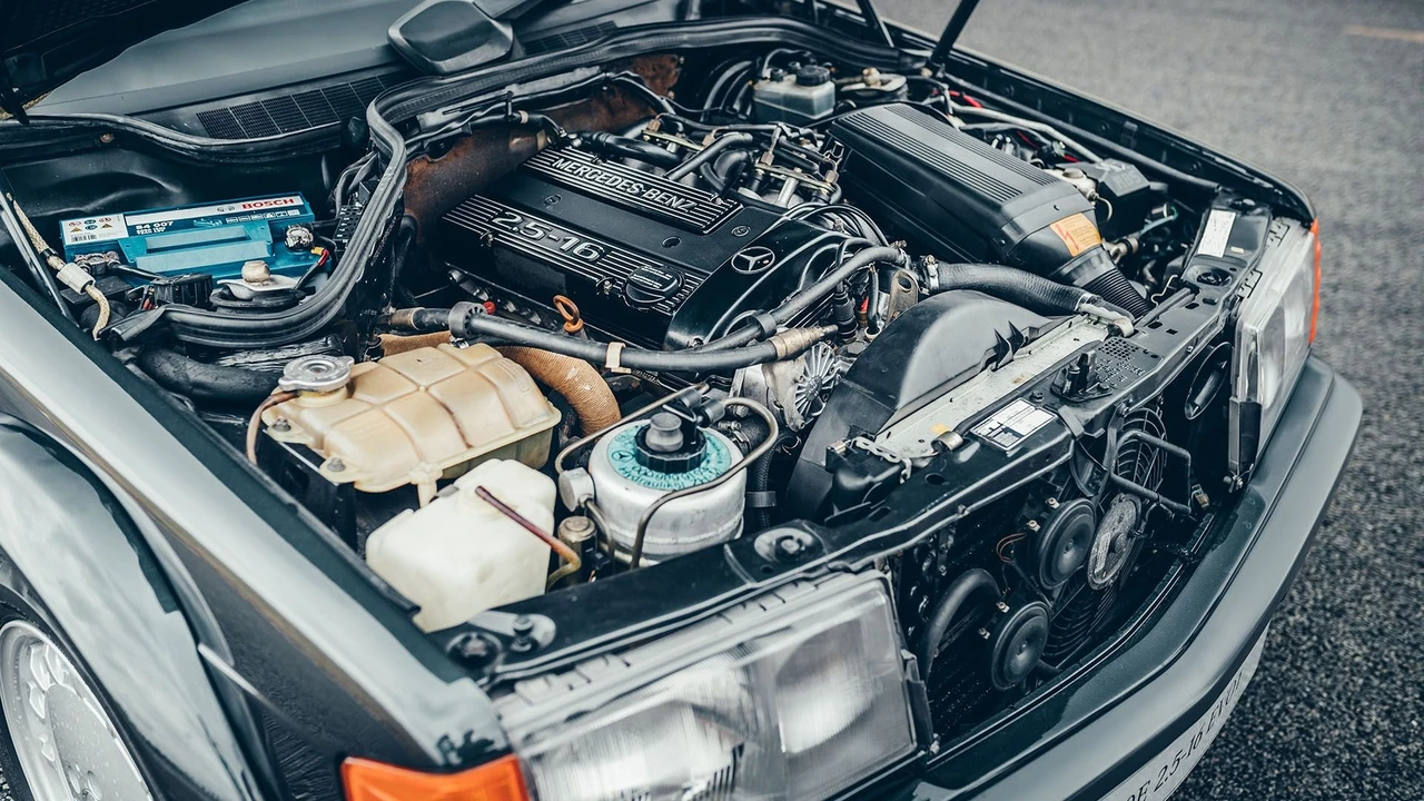 1989 Mercedes-Benz 190E 2.5-16 Evolution - Image 28 of 28