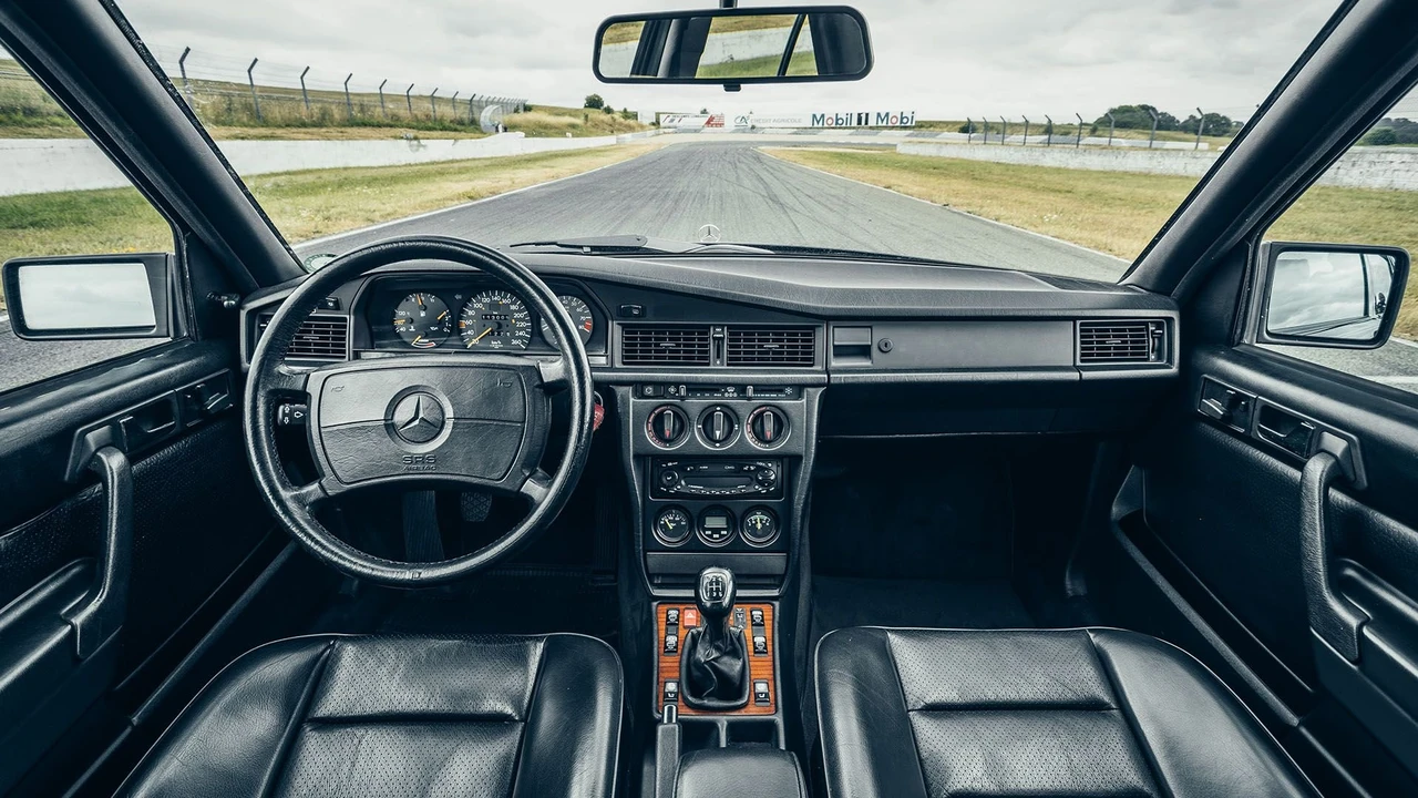 1989 Mercedes-Benz 190E 2.5-16 Evolution - Image 21 of 28