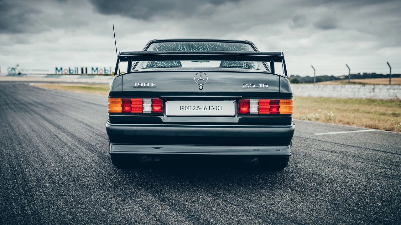 1989 Mercedes-Benz 190E 2.5-16 Evolution - Image 3 of 28