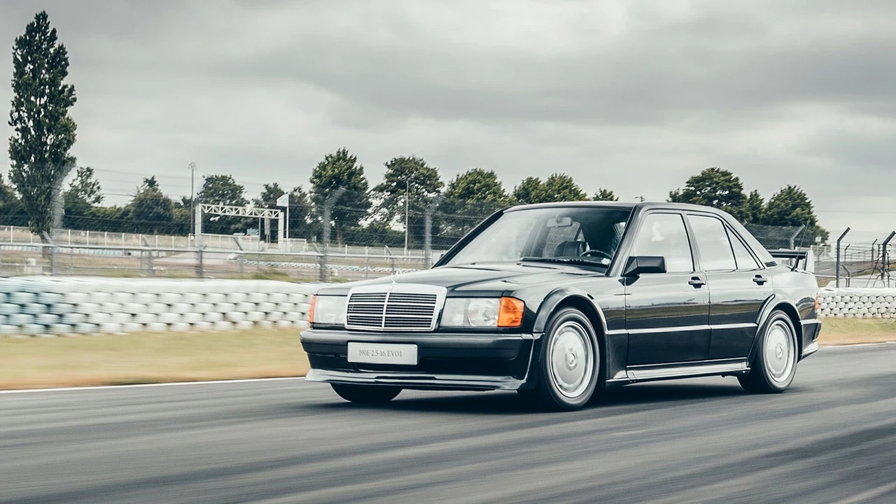 1989 Mercedes-Benz 190E 2.5-16 Evolution - Image 12 of 28