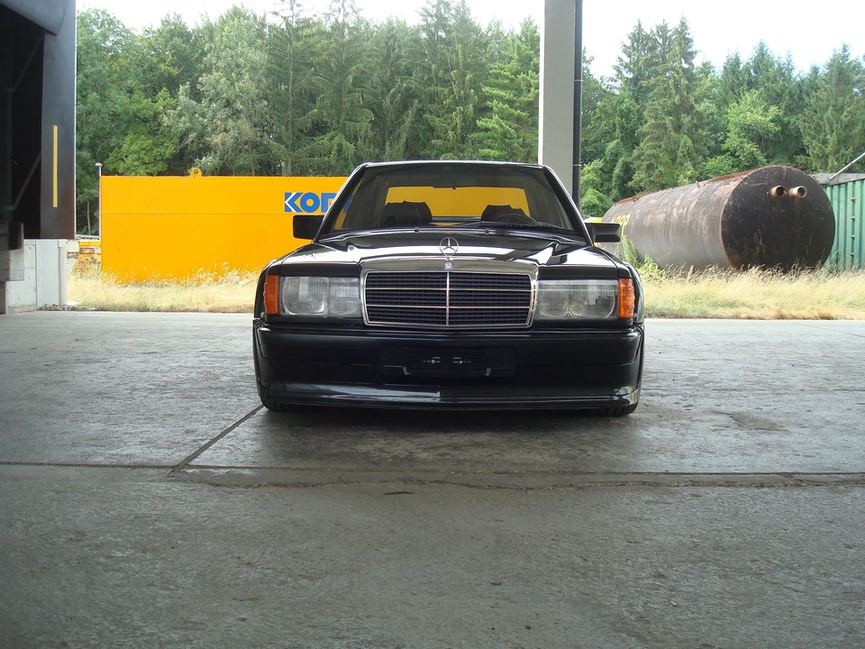 1989 Mercedes-Benz 190E 2.5-16 Evolution - Image 6 of 18