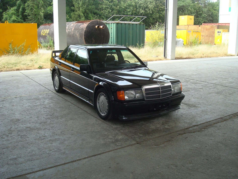 1989 Mercedes-Benz 190E 2.5-16 Evolution - Image 3 of 18
