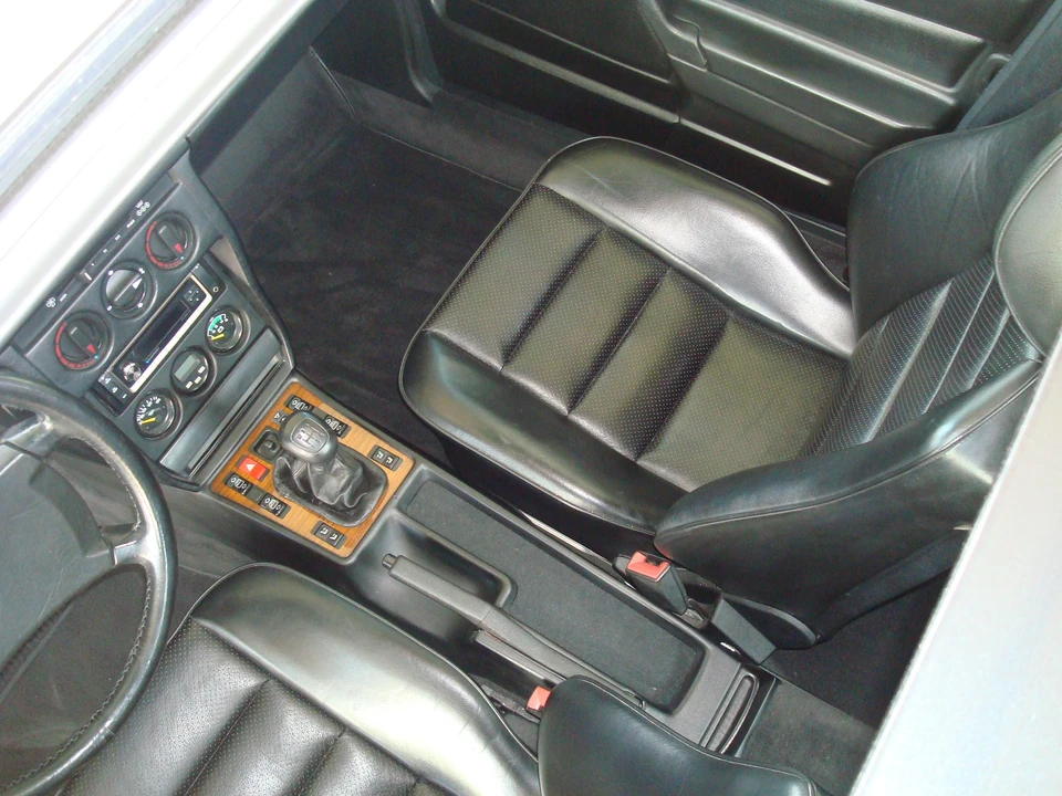 1989 Mercedes-Benz 190E 2.5-16 Evolution - Image 13 of 18